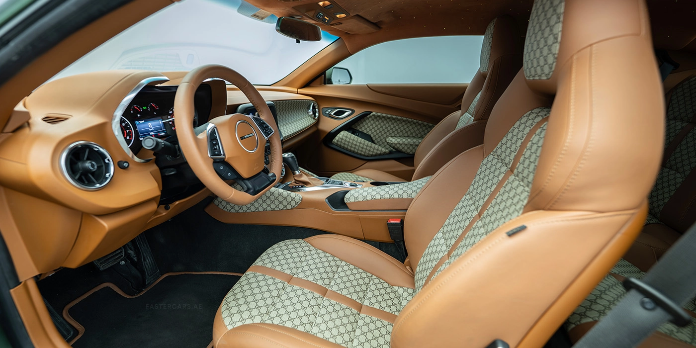 chevrolet-camaro-gucci-edition-inside1